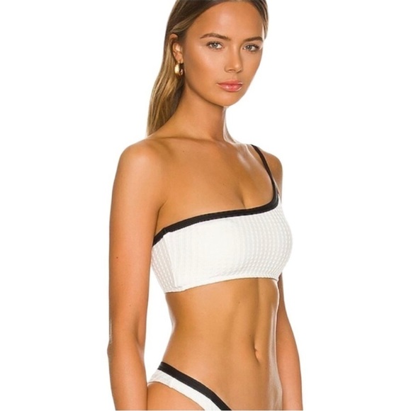 L*Space Axel Top NWT - Picture 2 of 8